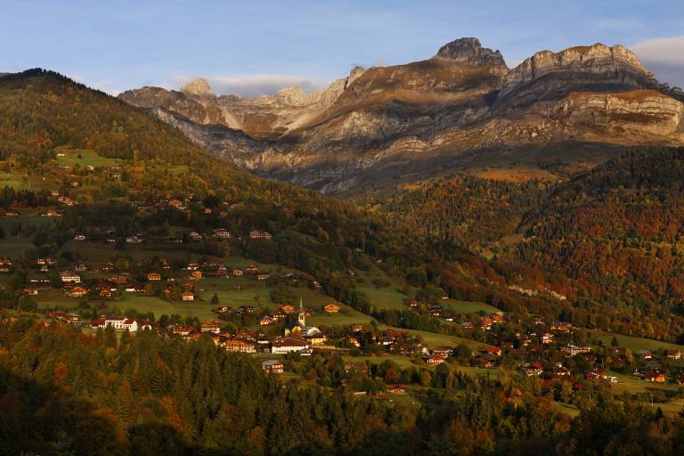 A walk through the mountain pastures image1