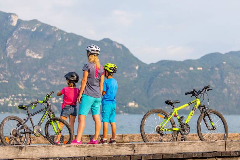 Chambéry by bike: lake Bourget image1