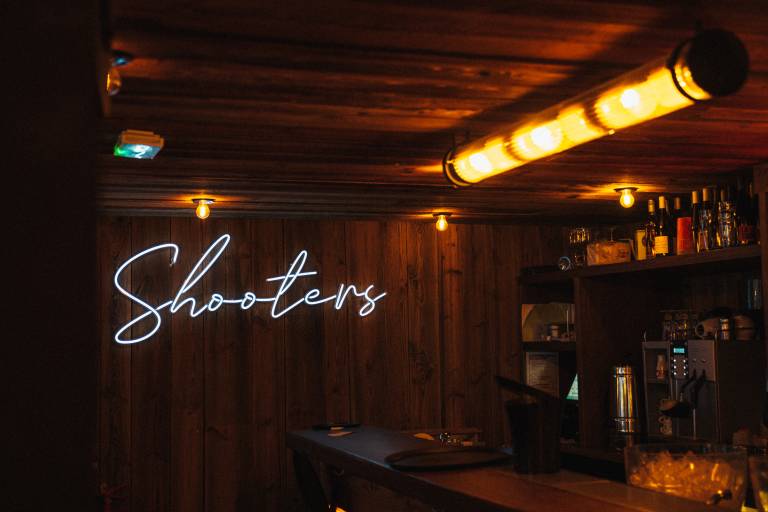 Le Shooters Bar Bars