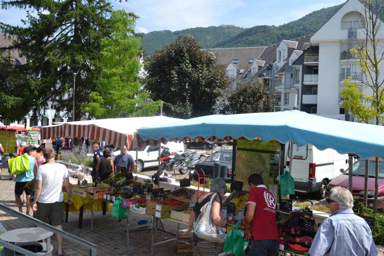 Marché de Challes-les-Eaux image2