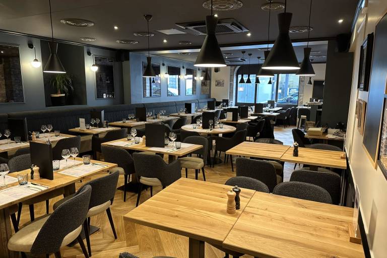 Les Halles restaurant | Restaurants