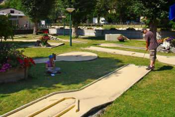 image Crazy Golf + services/activities/1354/9654349