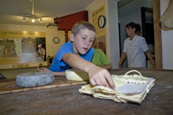 image Ateliers pédagogiques de la Fromagerie du Val d'Aillon + services/activities/5807/1573712