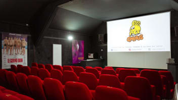 image Cinebus : Travelling cinema + services/activities/687/17612392