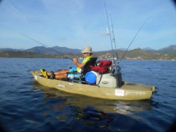image Patrice pêche en kayak + services/activities/9201/3090948