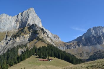 image Hiking Trail: La Tête de Lassy (1653 m) from Véran + services/activity_routes/1276/9262520