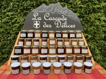 image La Cascade des Délices + services/producers/13634/17728953
