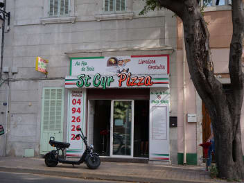 image Saint Cyr pizza + services/restaurants/8971/10635547