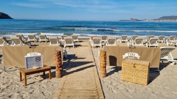 image Tiki Beach - Saint-Cyr-sur-Mer + services/restaurants/9163/22603105