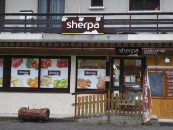 image Sherpa supermarché Aillon-le-Jeune + services/shops_and_services/10488/17847863