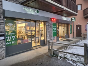 image Carrefour Montagne - Supermarket + services/shops_and_services/18703/14188731