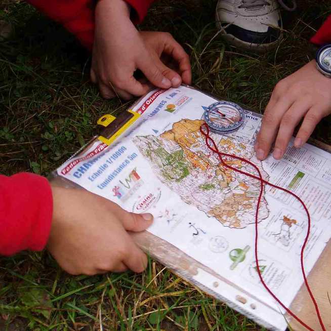 Snowshoe orienteering by Sports Loisirs Animation