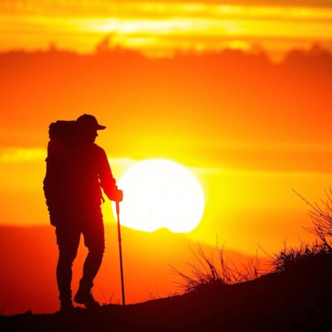 Randonée au couchée de soleil avec apéro