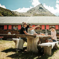 Cabane de Bortel