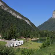 Aire de stationnement camping-car au Lac de Thuy