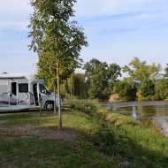 Aire d'accueil et de services camping-car
