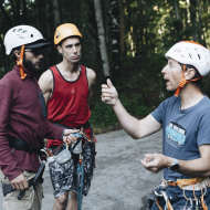 Via Ferrata outing with guide: the perfect balance between walking and climbing
