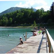 Plage surveillée à la base de loisirs "Les Iles du Chéran"