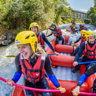 En eaux vives : rafting, mini-raft, canoraft