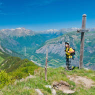 La Croix du Carrelet - Randonnée depuis Villard-Reymond