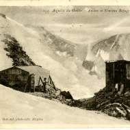 Auberges et refuges de la voie royale" open-air exhibition