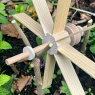 Atelier fabrication d'un moulin à eau