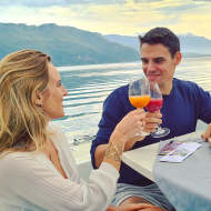 Electric boat rental