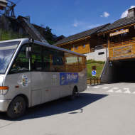 Vaujany free shuttle bus