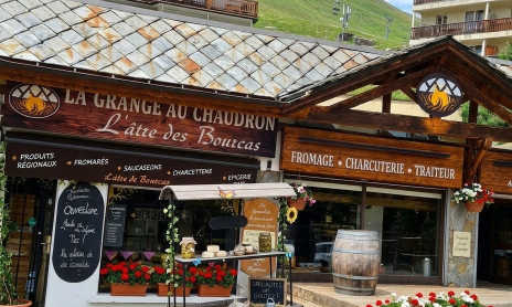 La Grange au Chaudron - L'âtre des Bourcas