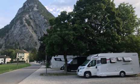 Aire de stationnement camping-car au parking du Plot
