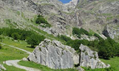 La Pierre Fendue