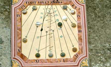 The St Jacques' church sundial