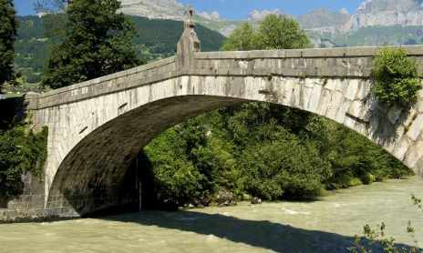 Le Vieux Pont de Saint-Martin (old bridge)