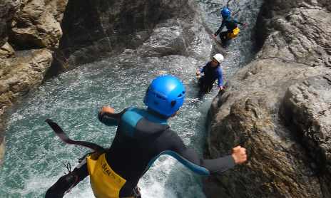 Canyon famille : les toboggans de Balme
