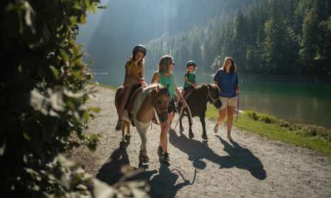 Poney riding at Montriond Lake