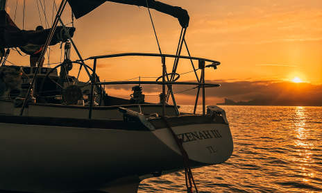 Izenah III - Sailboat trip at sunset