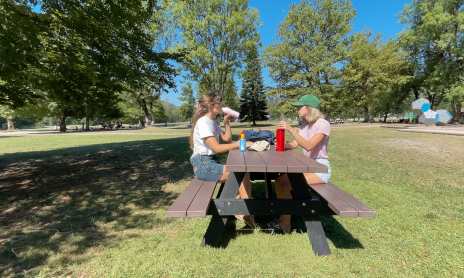 Lacs aux Dames picnic area