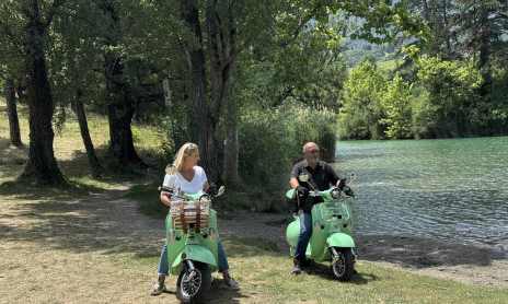 Vespa tours électrique Chambéry et Coeur de Savoie