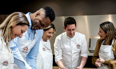 Workshop chocolate mouss in English - cité du chocolat Valrhona