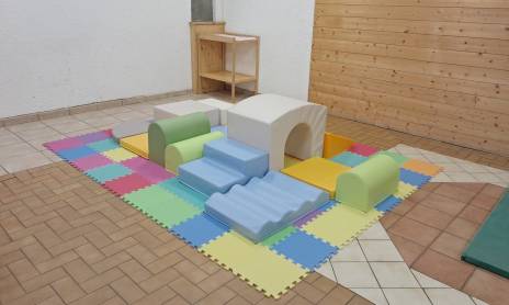 Baby motor room