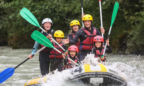 Activités d'eaux vives en famille avec Session Raft