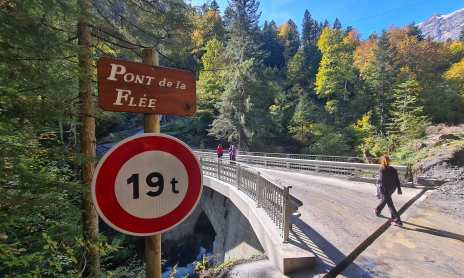 Sentier pédestre : le pont de la Flée