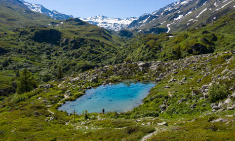 Lac Vert et Refuge de Terre Rouge par la Chenalette