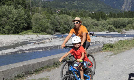 The Cirque along the riverside