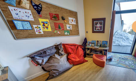 Kids Club Amara