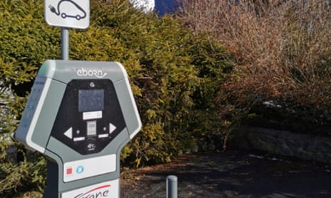 Bornes de recharge pour voiture électrique - Parking du Criou