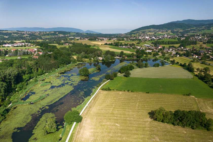 Vue drone du Lac du Môle