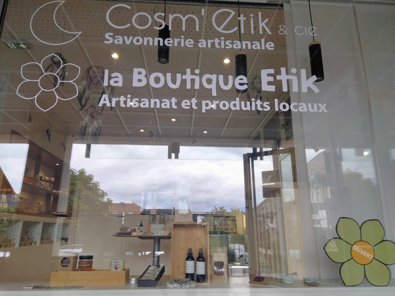 The Etik Shop | Shops and services