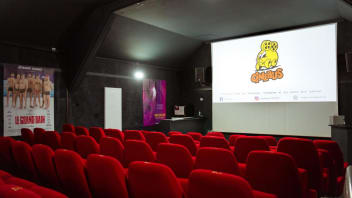 image Cinebus : Travelling cinema + services/activities/2323/17612392