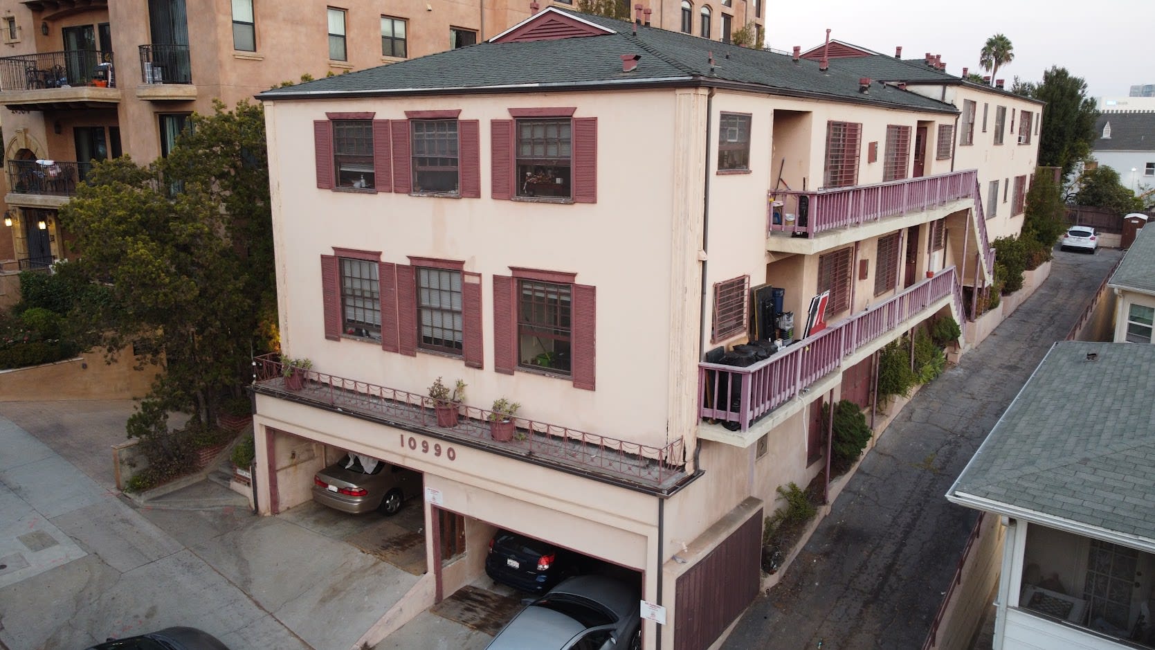10990 Strathmore, ucla, 10990 Strathmore Drive, Los Angeles, CA 90024